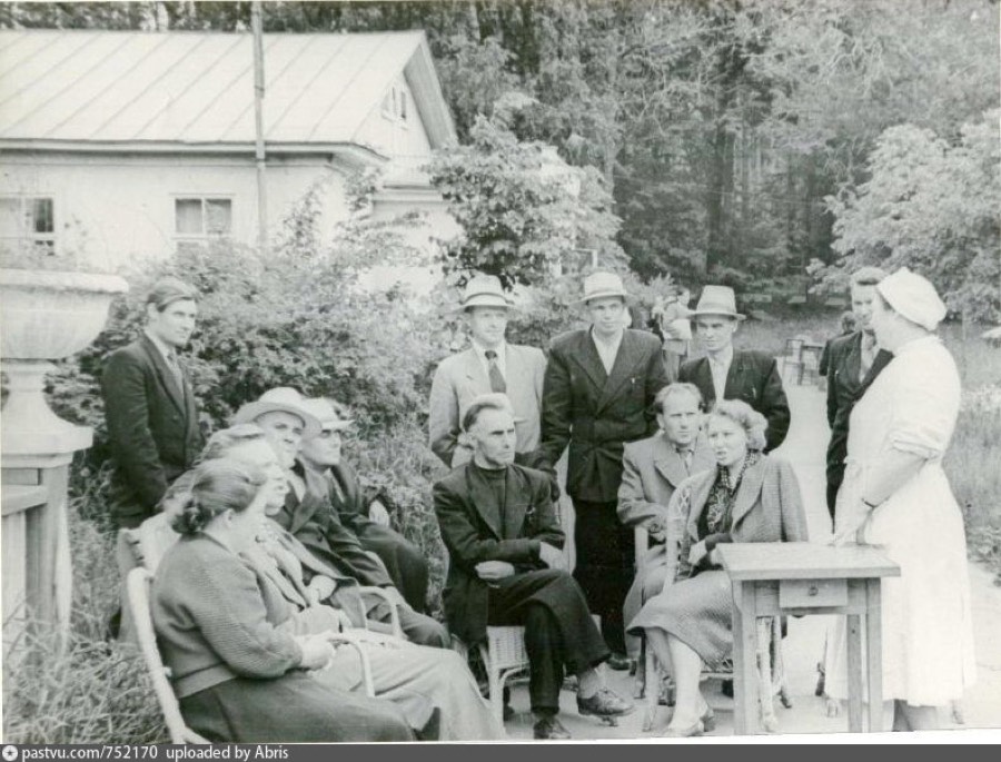 Лекция для отдыхающих спецсанатория в Быкове, 1960