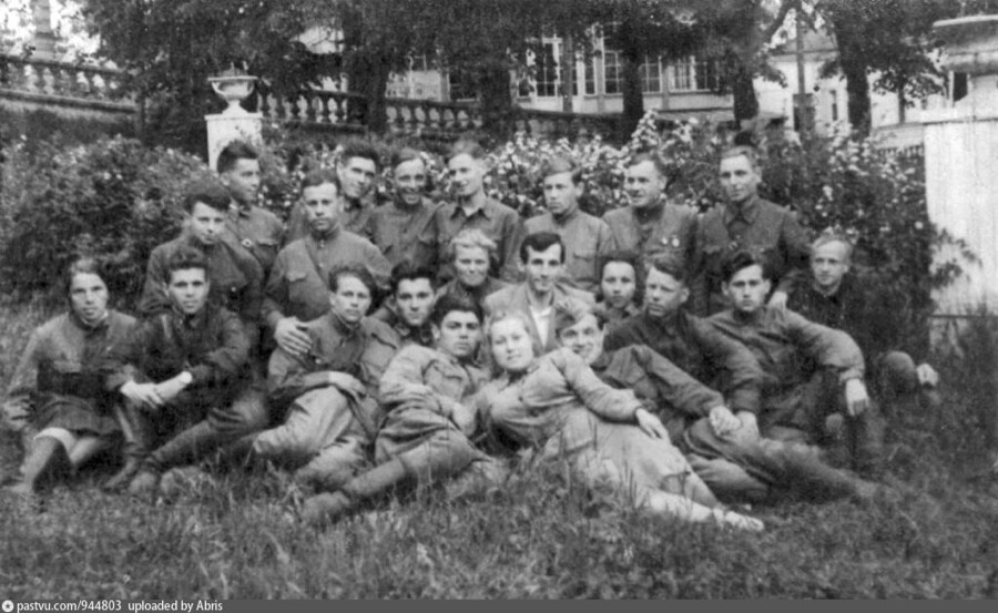 Личный состав спецшколы подрывников-диверсантов, 1943