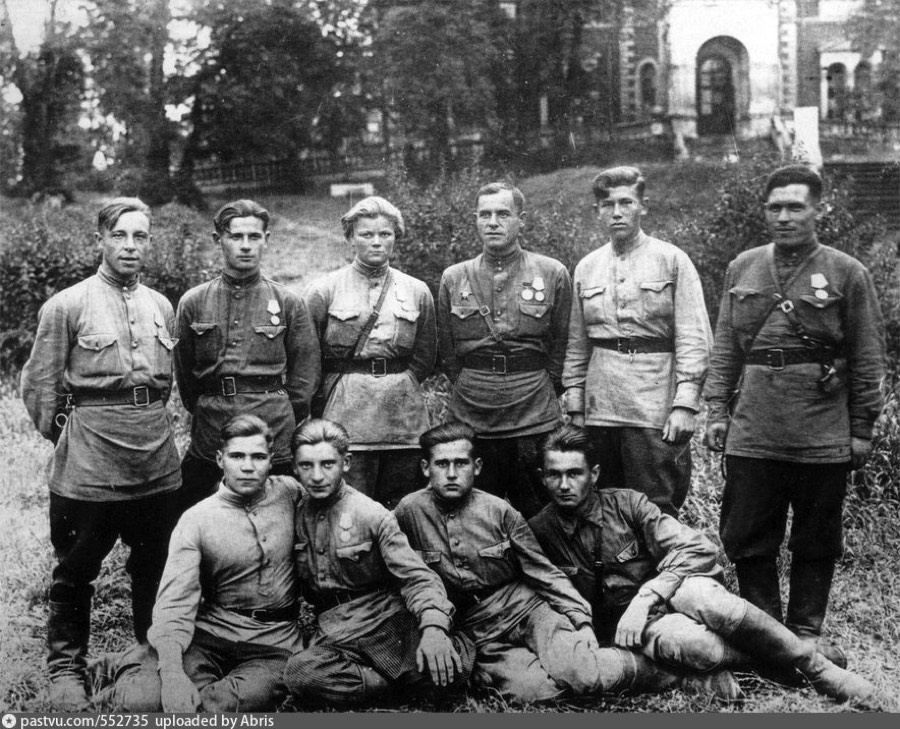 Быково. Выпускники Спецшколы подрывников УНКВД г. Москвы и Московской области, 1943