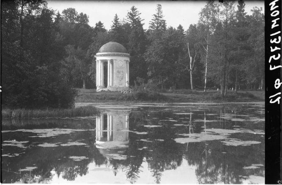 Негатив. Усадьба Быково, Раменский район. Беседка-ротонда., 1920-е годы