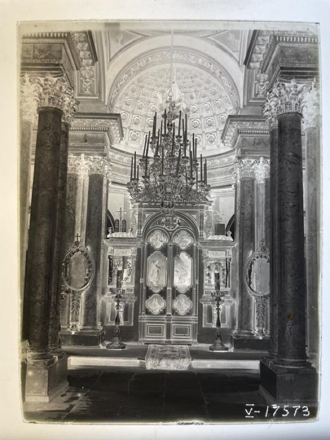 Интерьер Владимирской церкви. Усадьба Быково (Марьино). 1789 г. Вид в сторону алтарной части. Проект приписывается: Баженов В.И.; Проект приписывается: Казаков М.Ф., 1939
