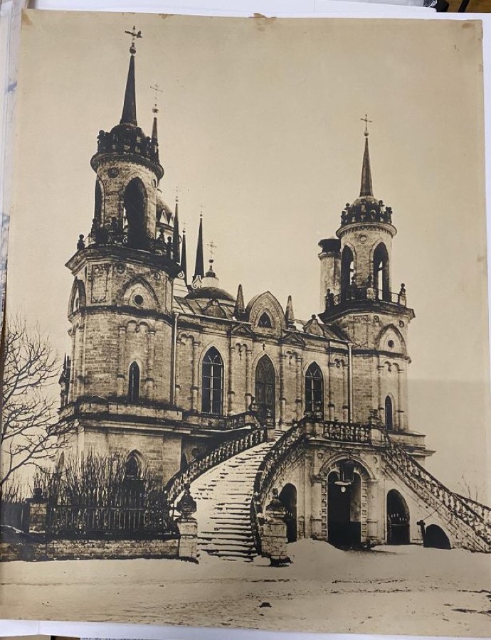 Владимирская церковь. Усадьба Быково (Марьино). Раменский р-н. Общий вид с северо-запада. Проект приписывается: Баженов В.И.; Архитектор-строитель: Казаков М.Ф.; Архитектор: Таманский И.Т., 1920-е - нач.1930-х г (?), отпечаток - 1936-1937 г